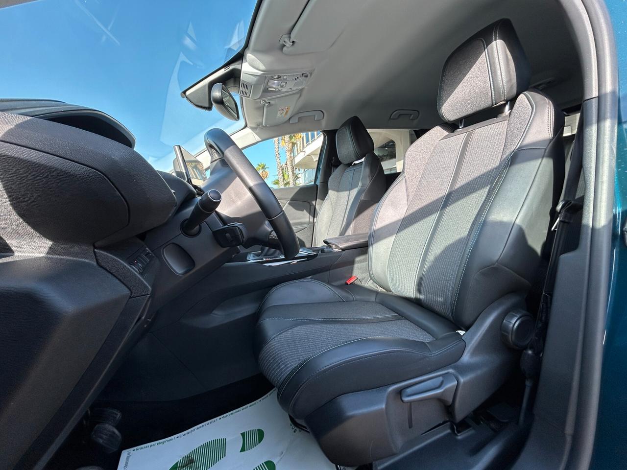 Peugeot 3008 1.5 bluehdi Allure