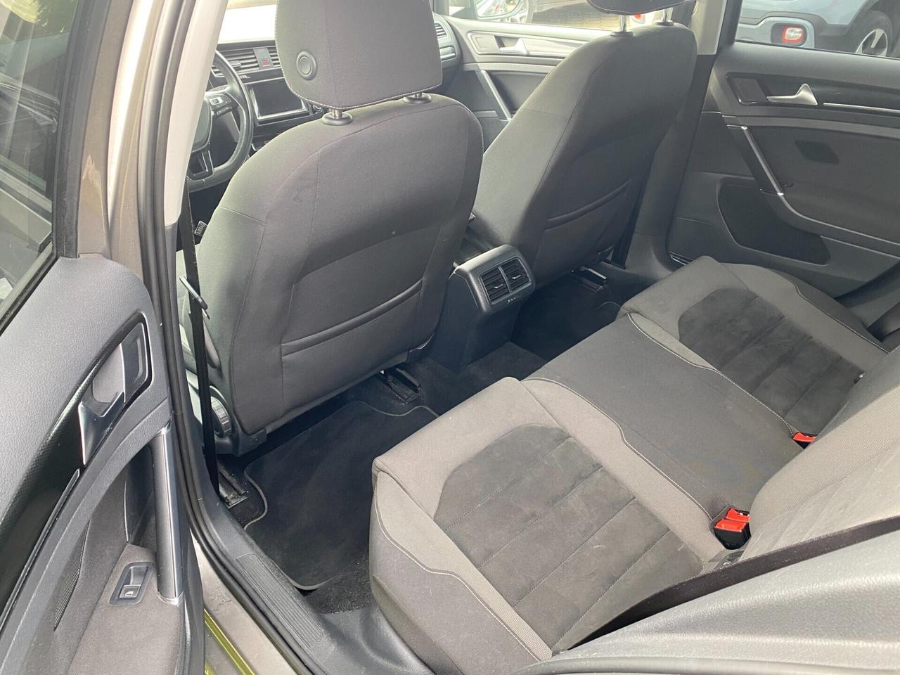 VOLKSWAGEN - Golf - 2.0 TDI DSG 5p. Highline BlueM