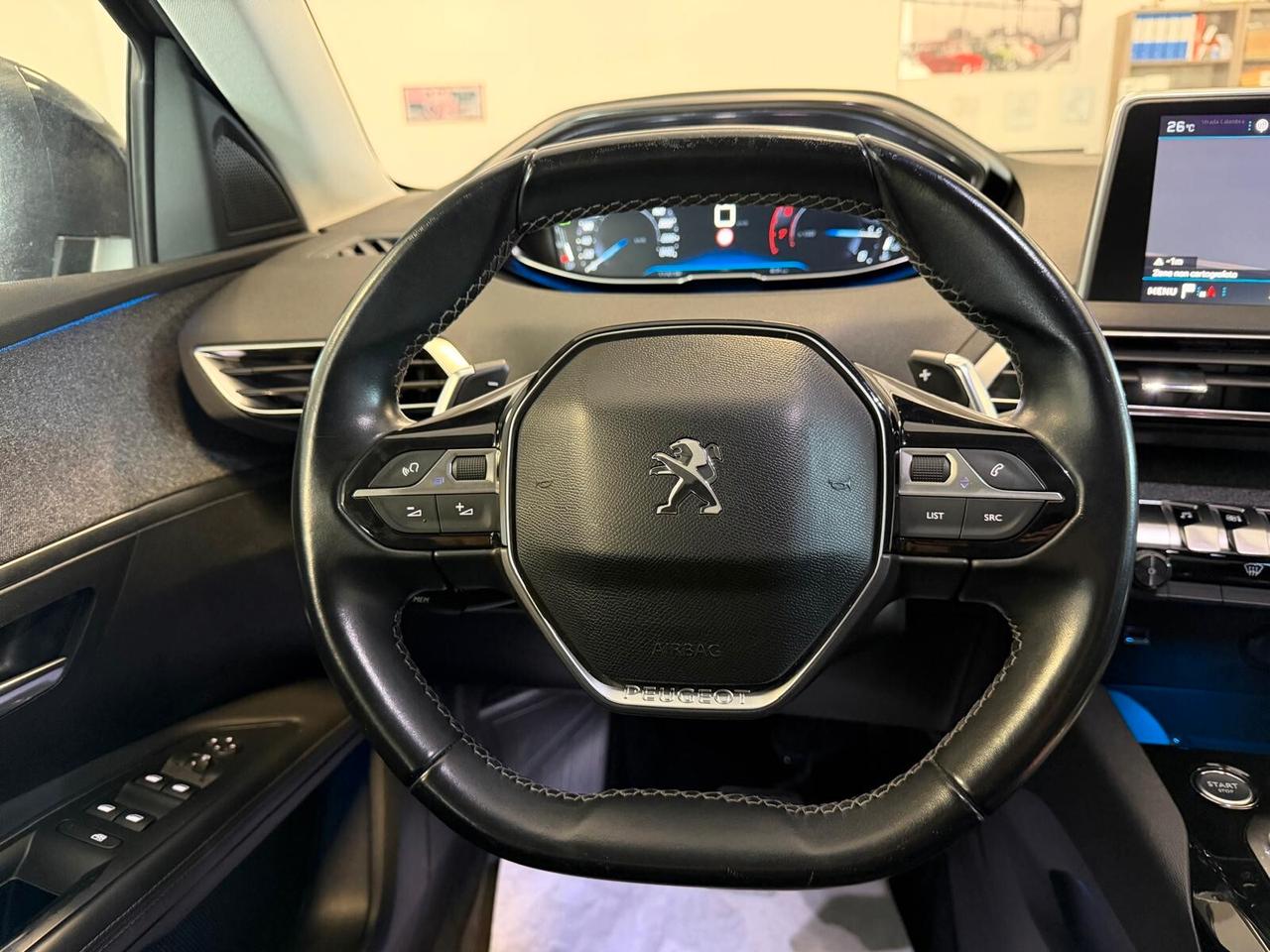 Peugeot 3008 1.2 PURETECH TURBO 130CV EAT6 ALLURE 2018