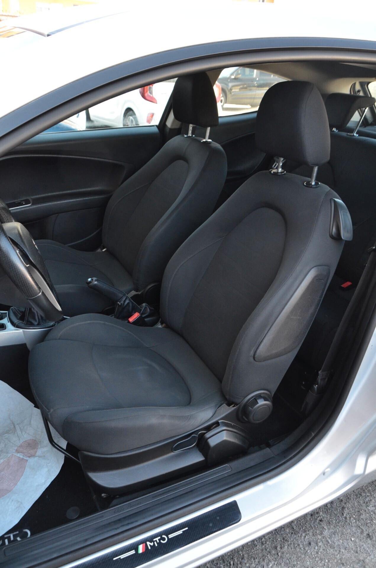 Alfa Romeo MiTo 1.4 78 CV 8V S&S Distinctive