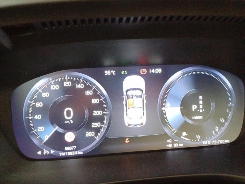 VOLVO XC40 T4 RECHARGE PLUG-IN AUTO CORE SUV