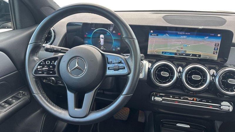 Mercedes-Benz GLB - X247 2019 180 D Premium 8G-DCT