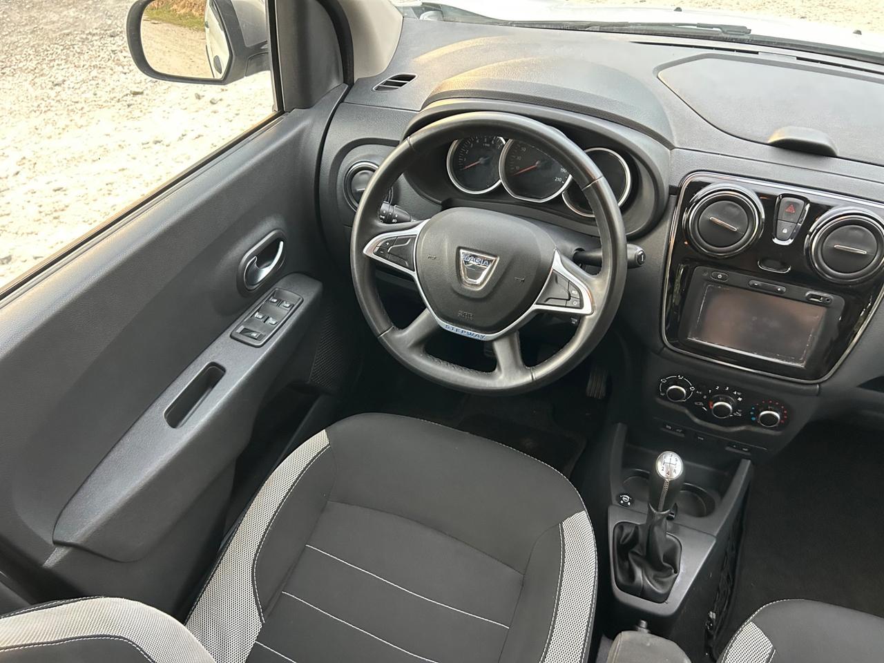 Dacia Lodgy Stepway 1.6 100 CV S&S GPL 5 posti