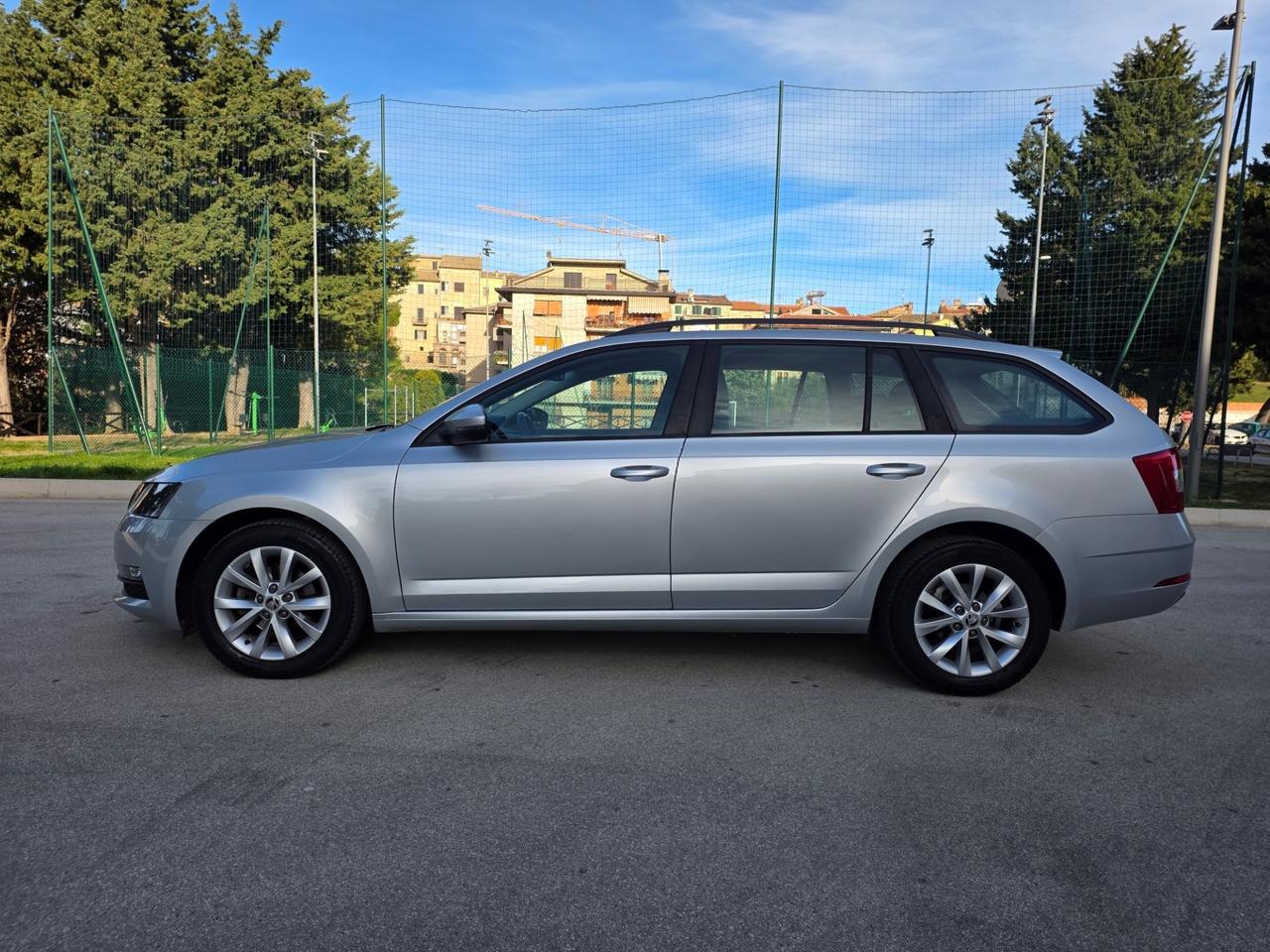 Skoda Octavia 1.6 TDI 115 CV DSG Wagon Executive