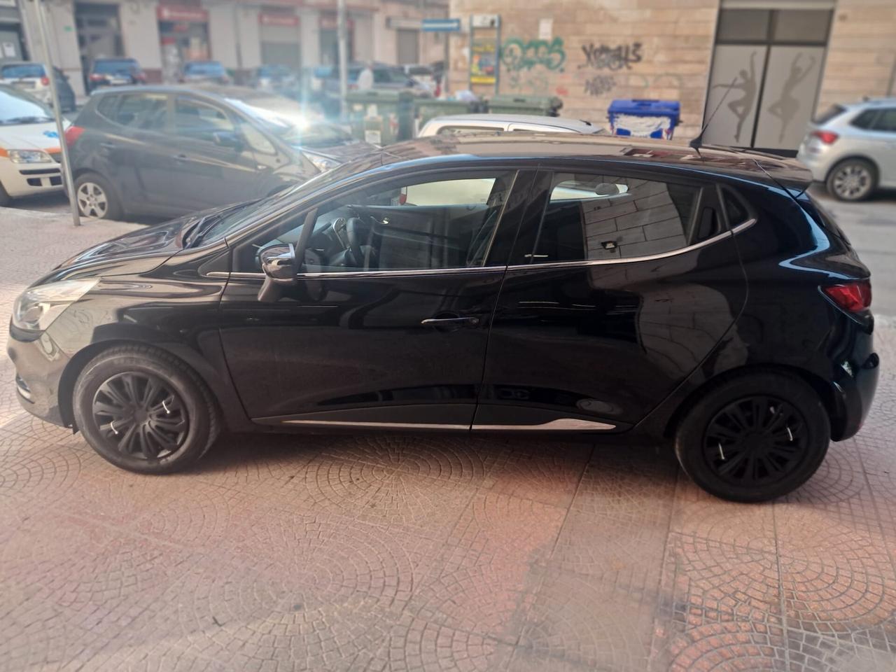 RENAULT CLIO 1.5Dci 75CV-UNIPRO-NEOPATENTATI-Euro7490
