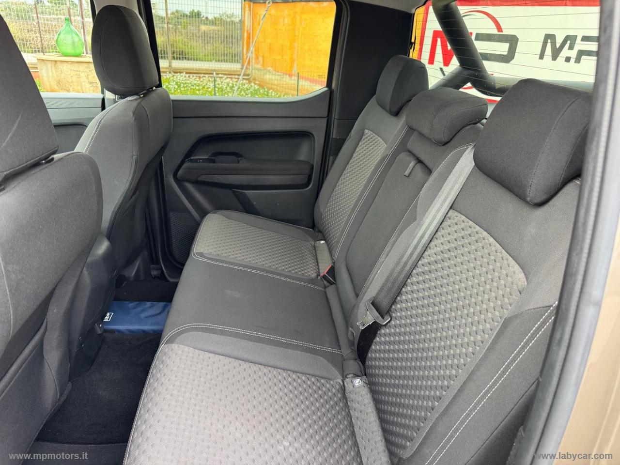 VOLKSWAGEN AMAROK LIFE 2.0 TDI 205CV 4MOTION AUTOMATICO