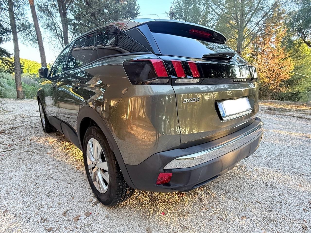 Peugeot 3008 BlueHDi 130 S&S Allure