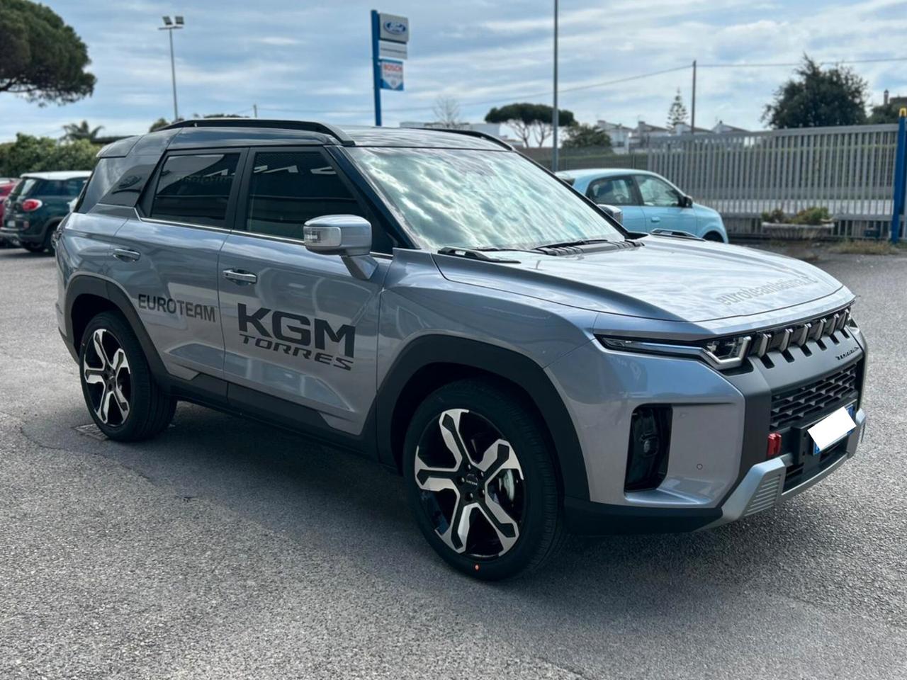 Kgm Torres Full Hybrid 204 CV K-Line