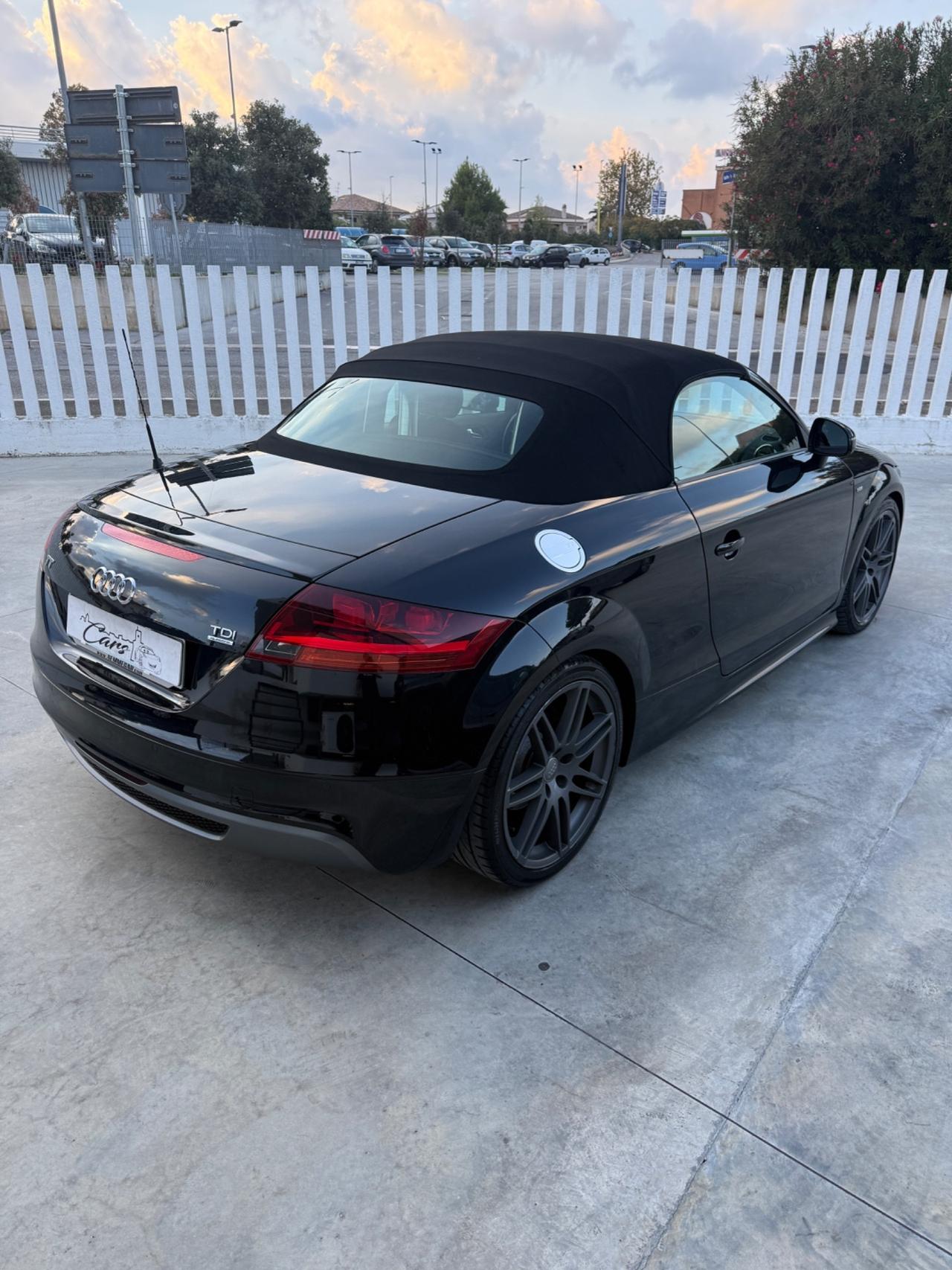 Audi TT Roadster 2.0 TDI quattro Advanced plus