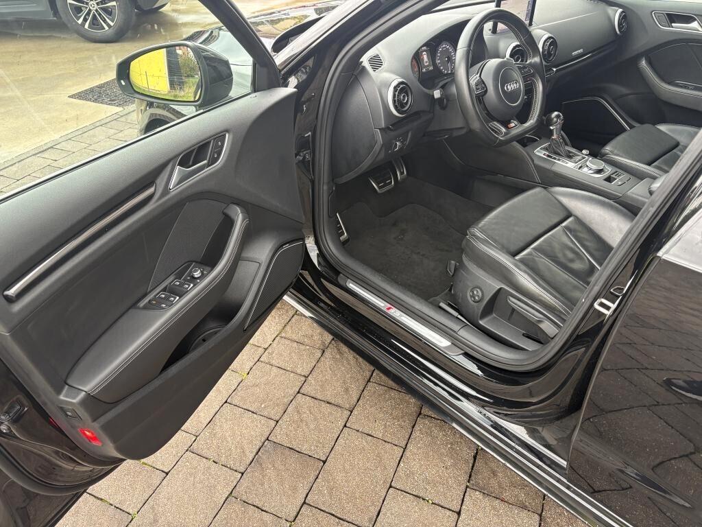 Audi S3 Sportback 2.0 TFSI quattro S tronic