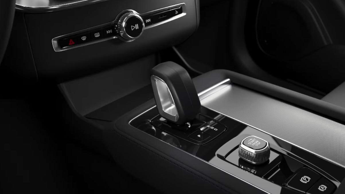 VOLVO Xc90 T8 Plug-In Hybrid Awd Automatico 7 Posti Plus Dark