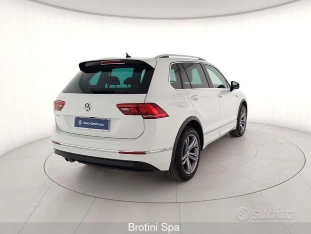 Volkswagen Tiguan 1.5 TSI DSG Sport ACT BlueM...