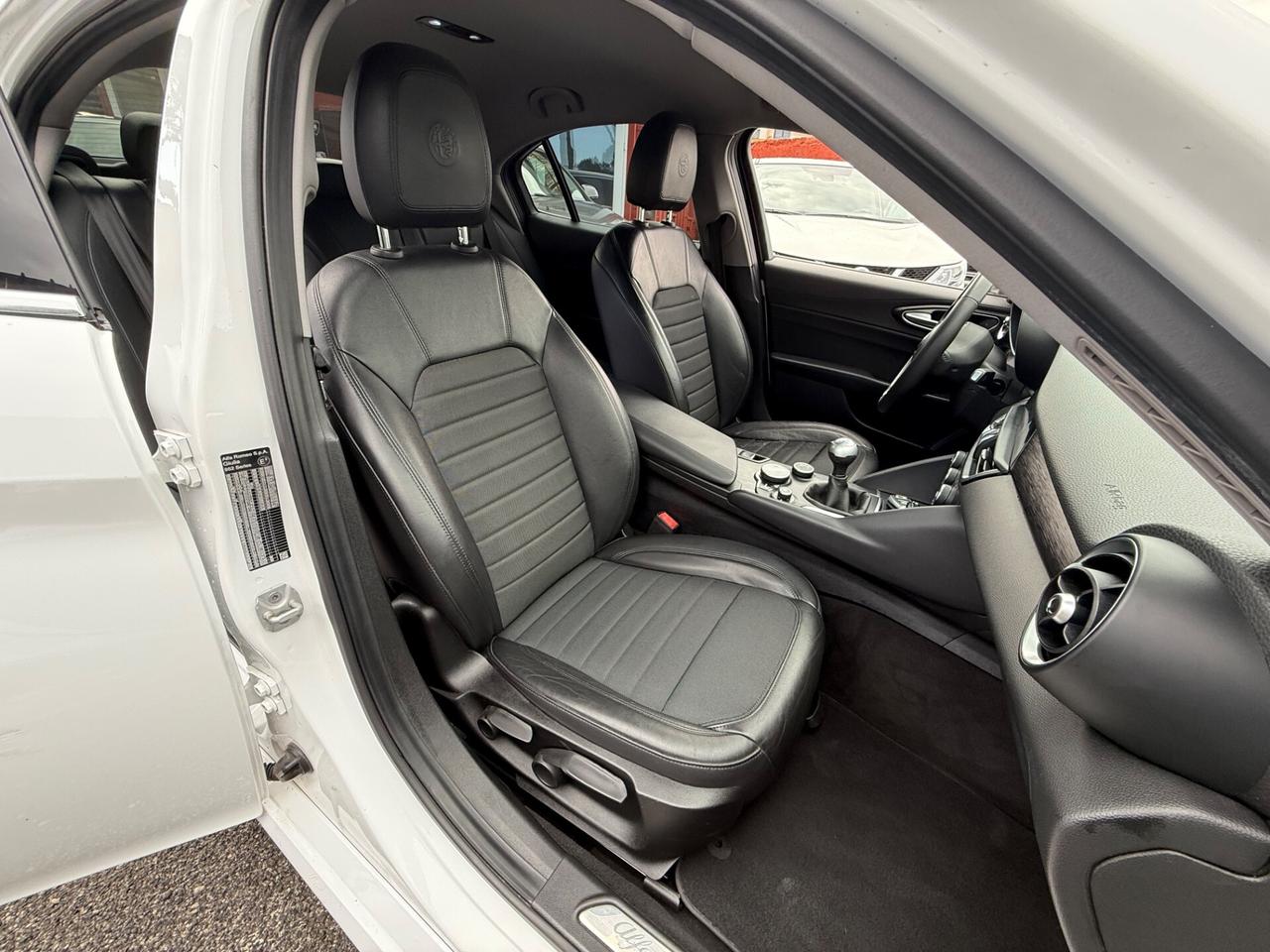 Giulia 2.2 180 CV/sport /rate/permute/E6