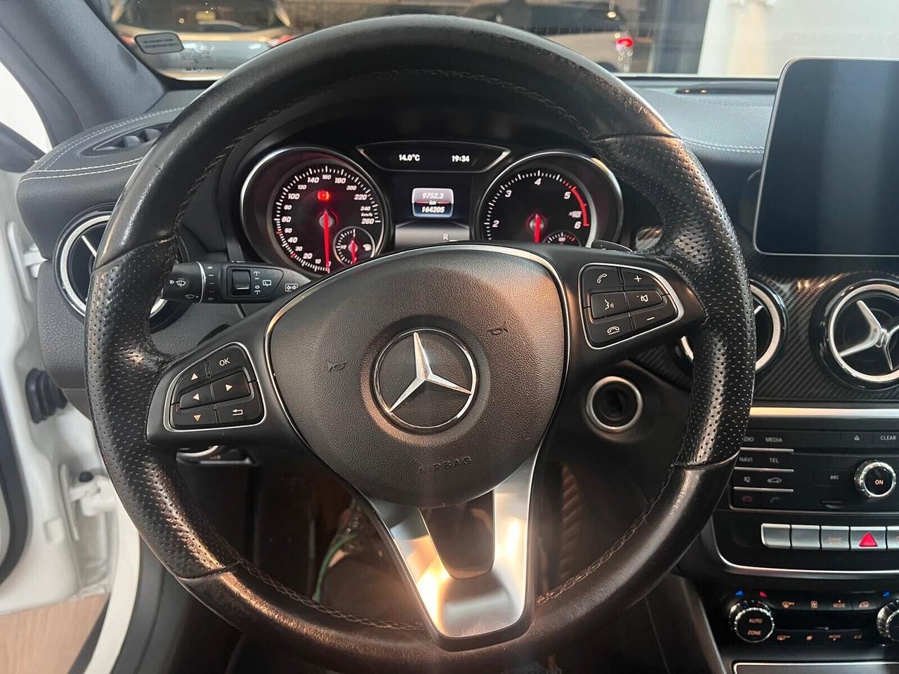 Mercedes-benz GLA 200 GLA 200 d Automatic Premium