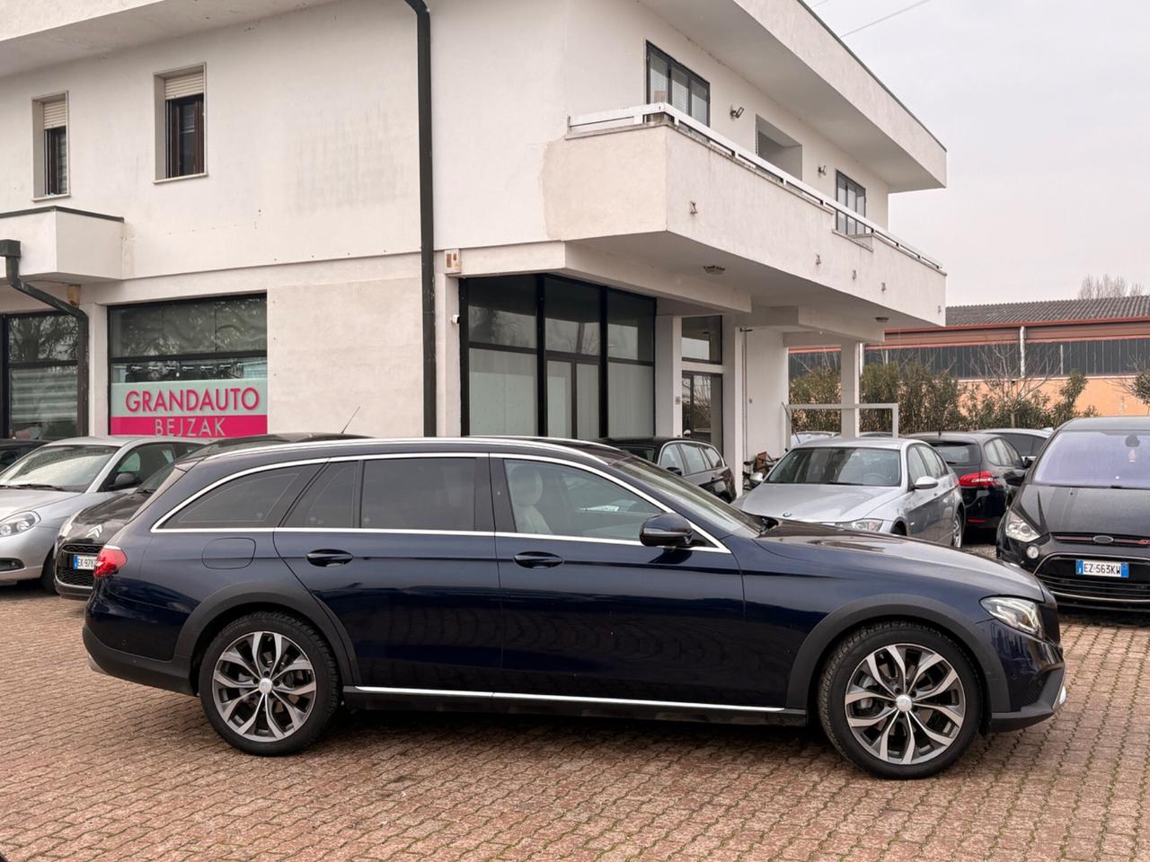 Mercedes-benz E 220 d S.W. 4Matic Auto Premium Plus All-Terrain