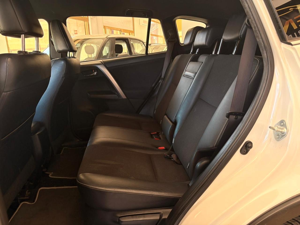 Toyota RAV 4 RAV4 2.5 Hybrid 2WD Style