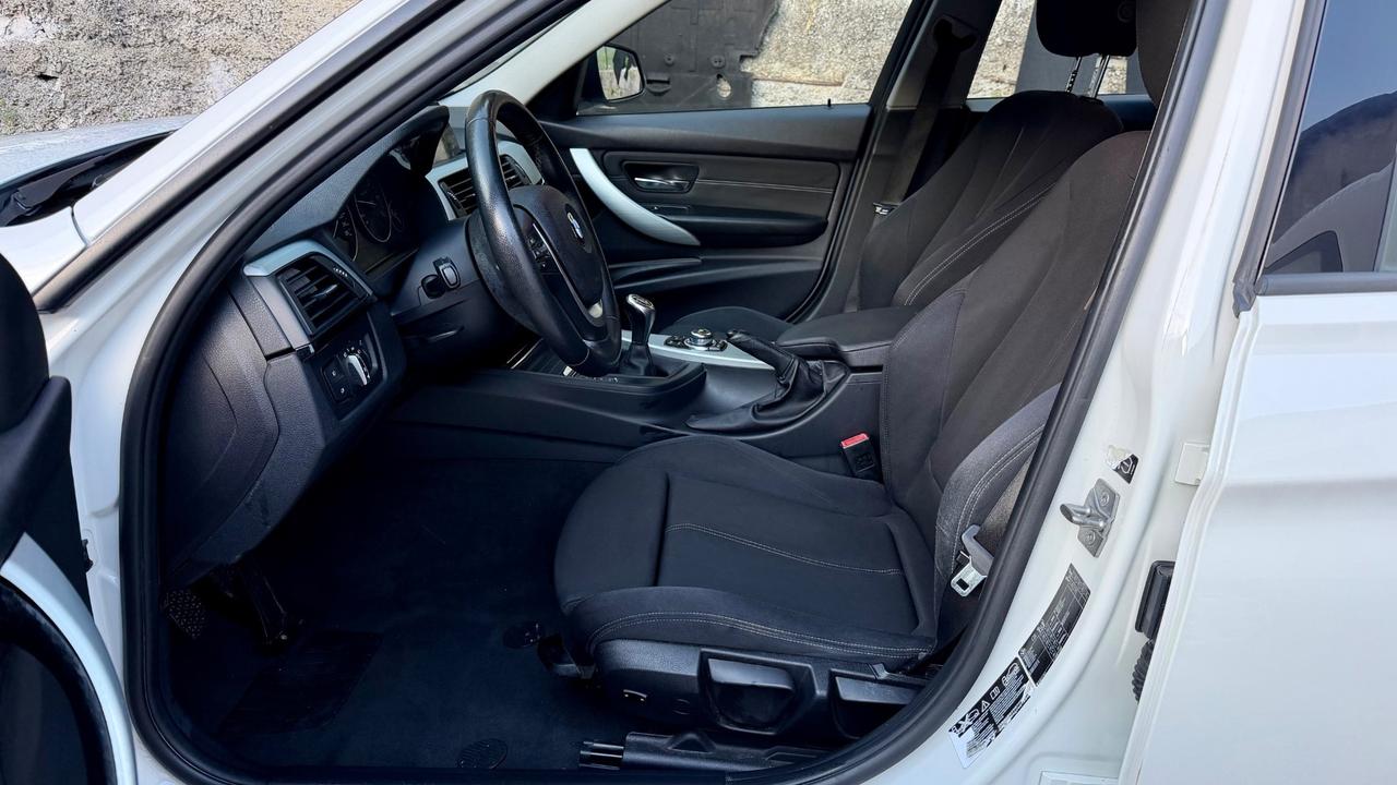 Bmw 318 318d xDrive Touring Sport