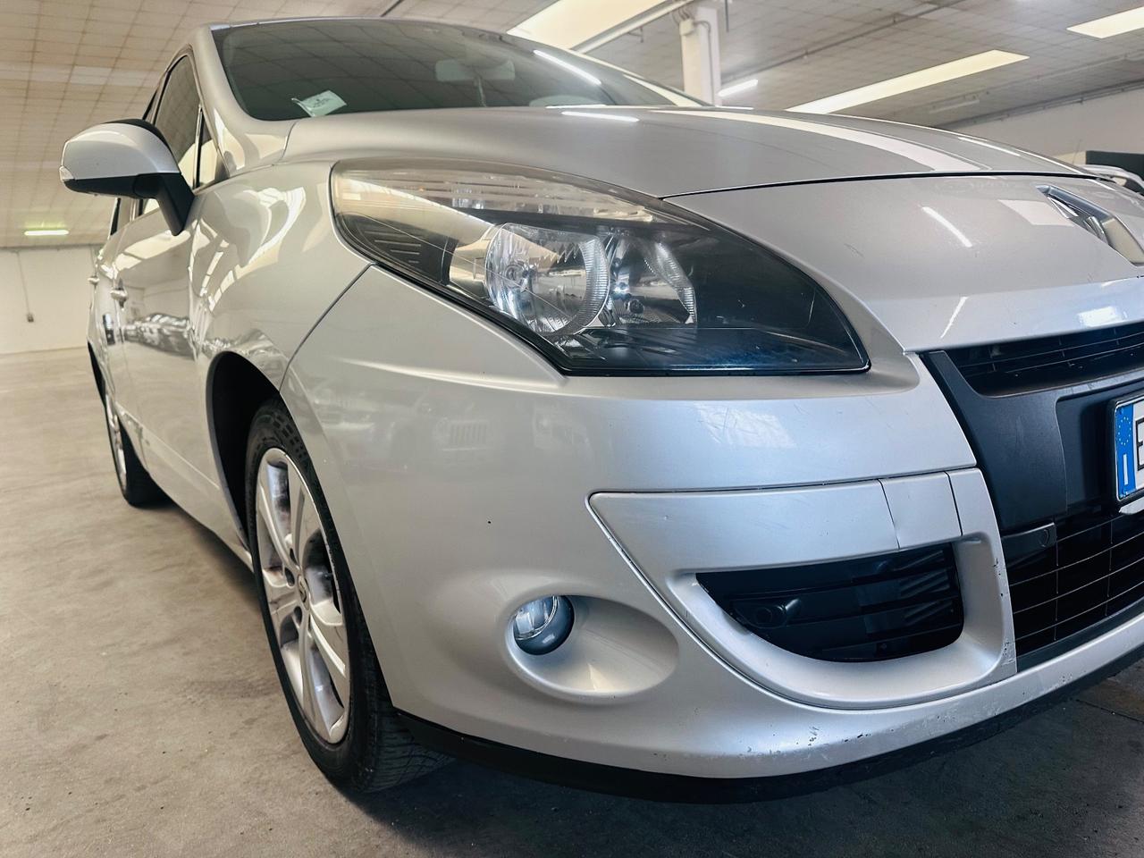 Renault Scenic Scénic X-Mod 1.5 dCi 110CV Luxe