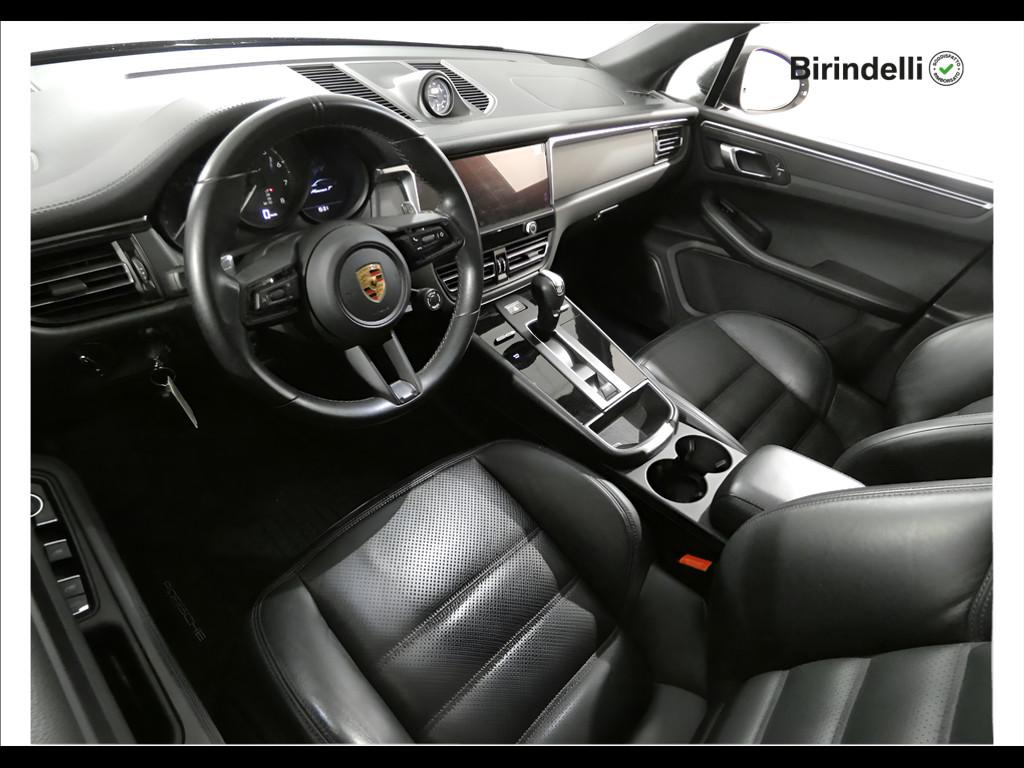 PORSCHE Macan - 2.0 T