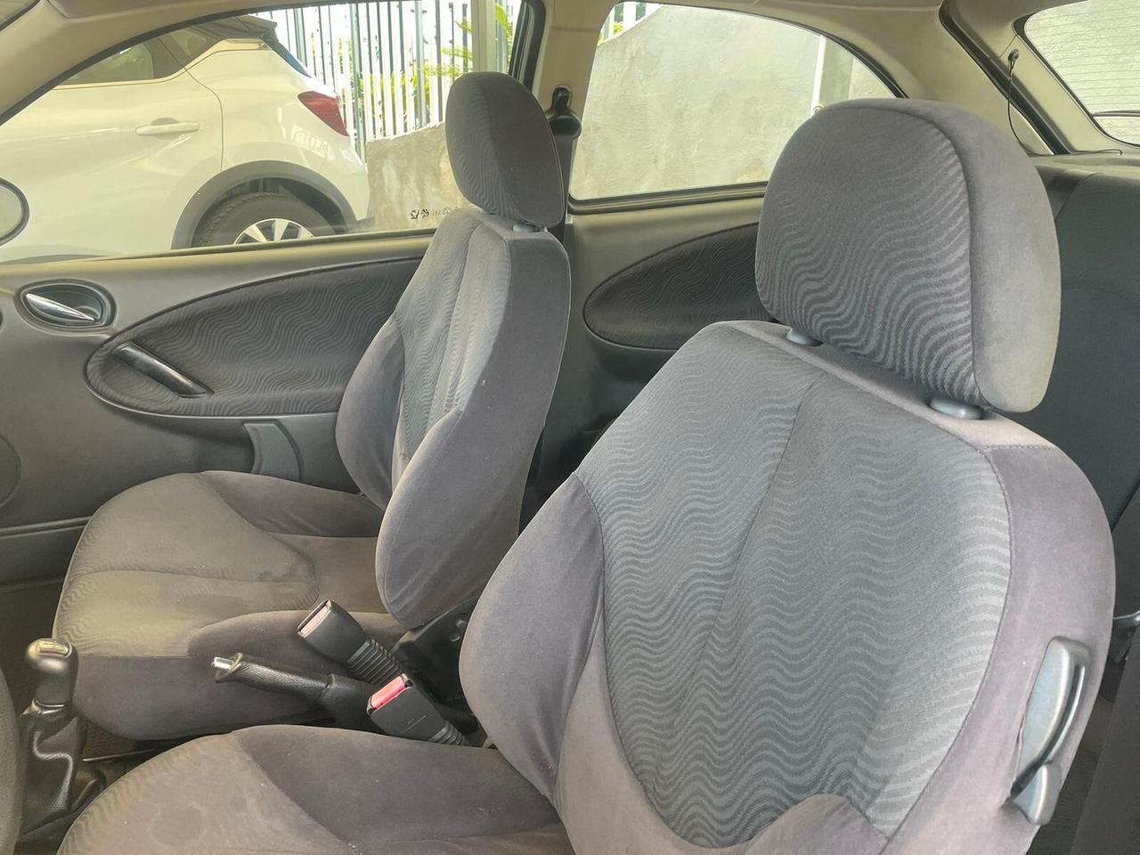 Rover 25 1.1i 3 porte