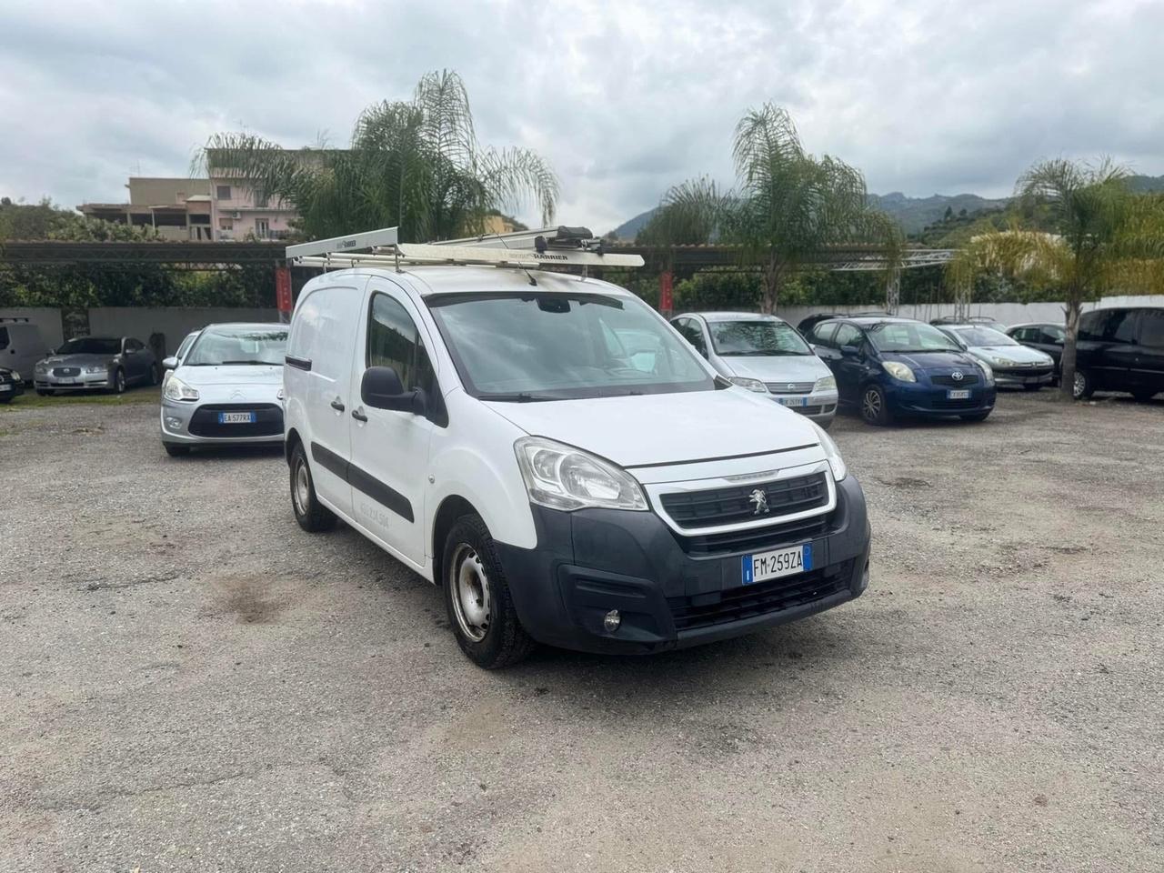 Peugeot Partner Tepee Mix BlueHDi 120 S&S Active