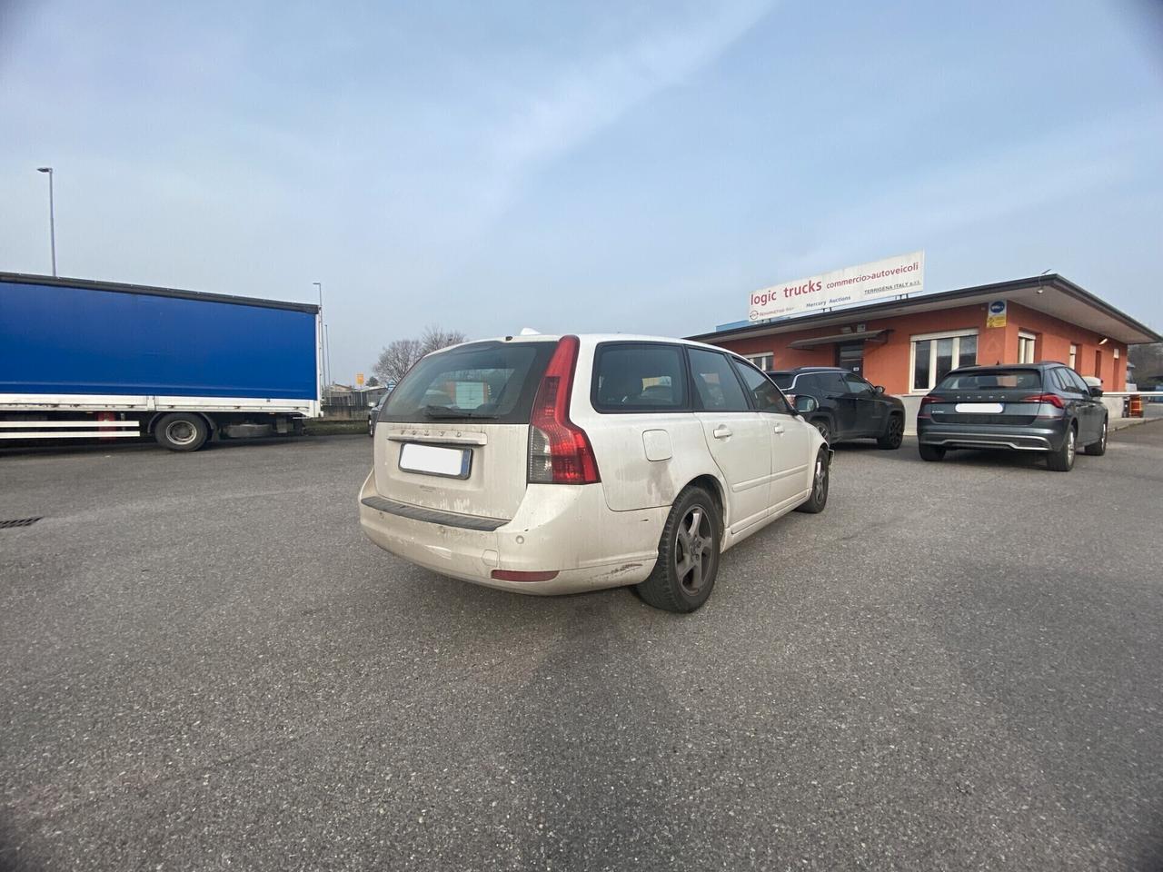 Volvo V50