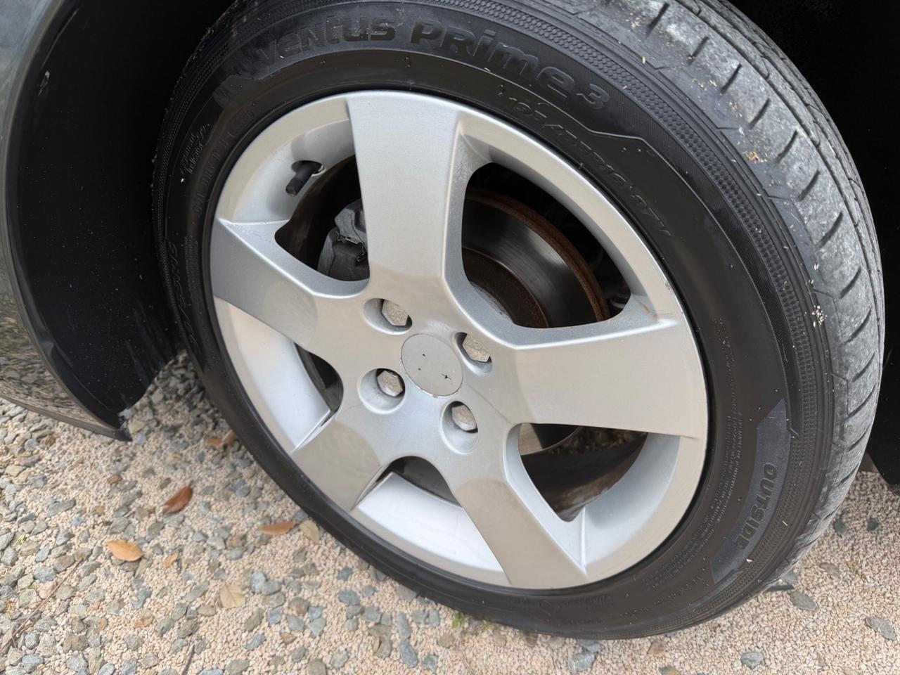 Peugeot 207 1.6 8V HDi 93CV 5p. Allure 2011