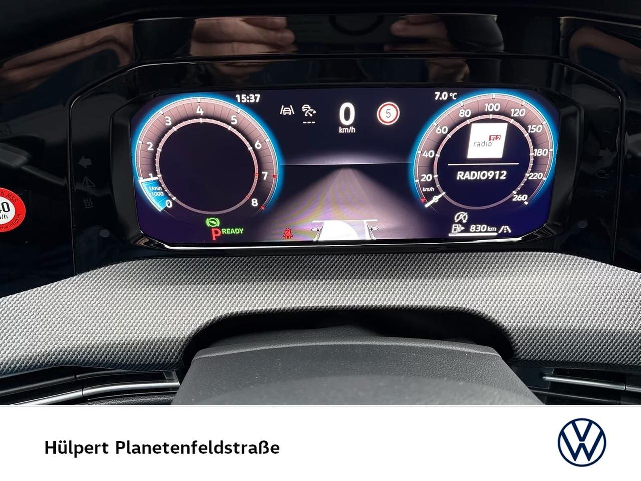 Volkswagen*Golf*1.5*eTSI*150CV*DSG*R-LINE*BLACK*STYLE*FACELIFT*18"*CAMERA*ACC