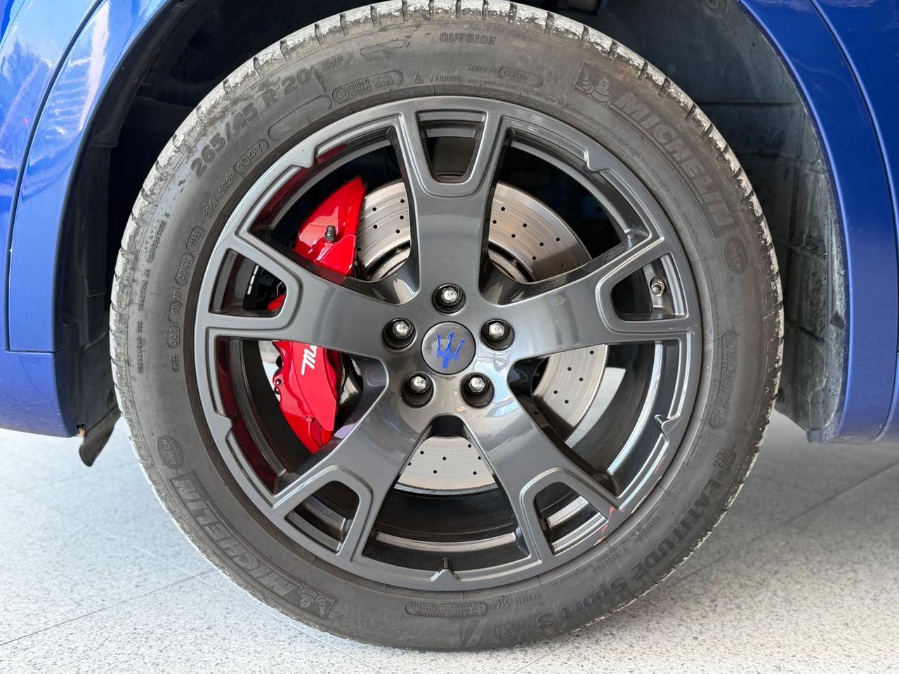Maserati Levante GranSport 3.0 V6 #10004