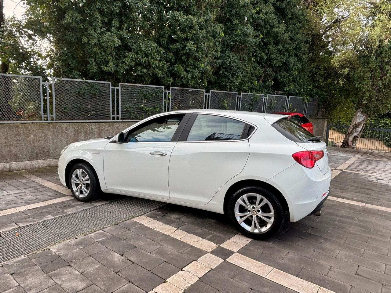 Alfa Romeo Giulietta 2.0 JTDm-2 140 CV Exclusive