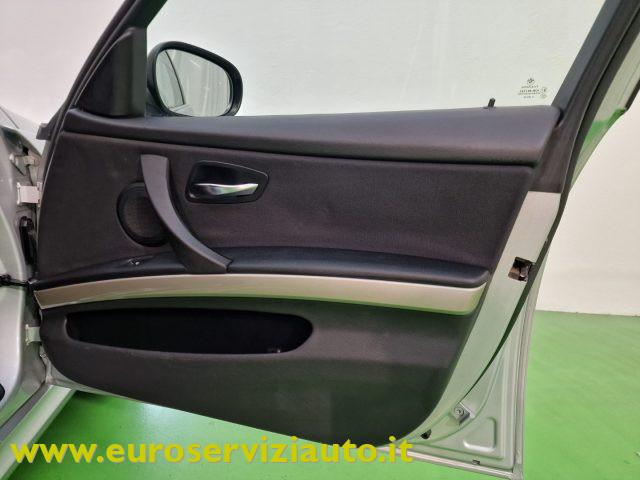BMW 320 d cat xDrive Touring Attiva