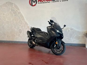 YAMAHA T-Max 560