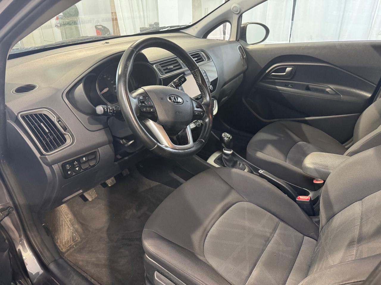 Kia Rio 1.1 CRDi 5p. Cool