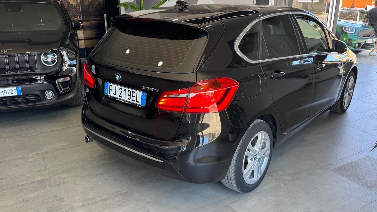 Bmw serie 2 Active Tourer 218d Luxury-2017
