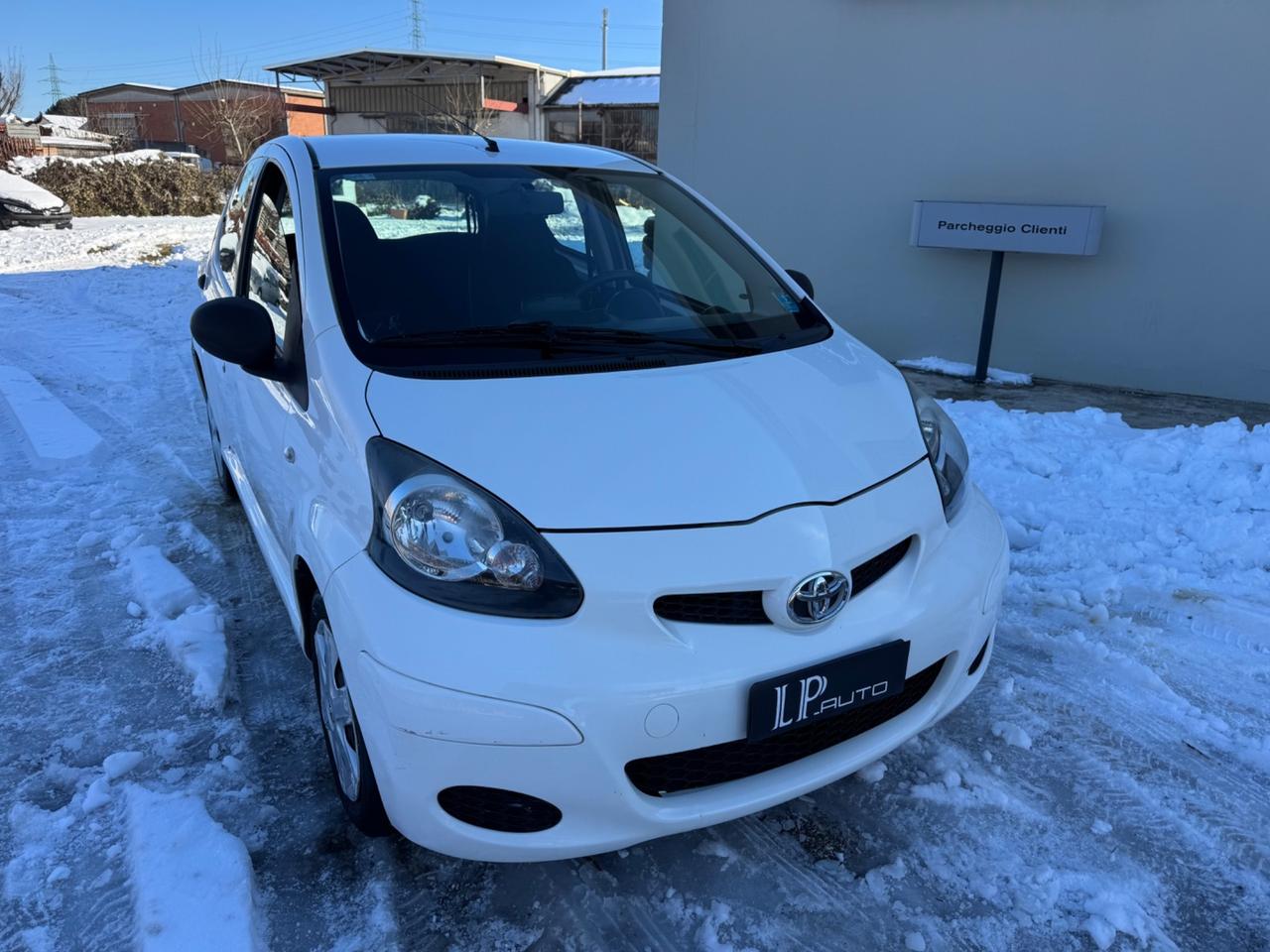 Toyota Aygo 1.0 12V VVT-i 5 porte Now Connect