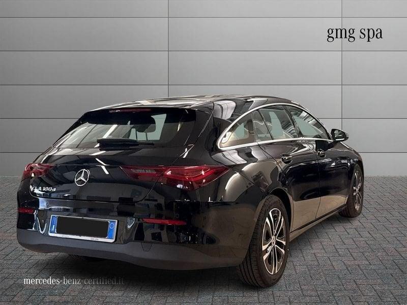Mercedes-Benz CLA Shooting Brake 180 d Advanced auto