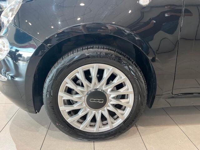 Fiat 500 1.0 hybrid Dolcevita 70cv *19.000 KM*