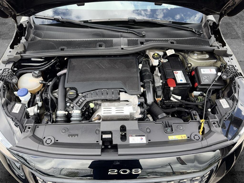 Peugeot 208 1.2 puretech Active s&s 100cv eat8 my20