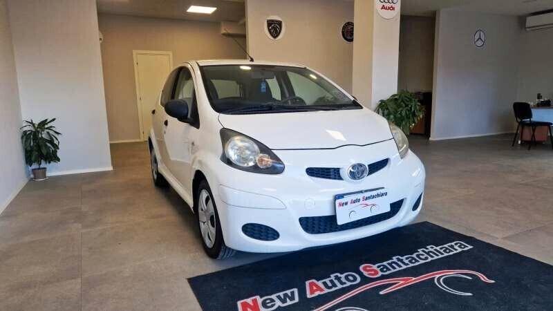 Toyota Aygo 1.0 12V VVT-i 68 CV Sol Connect