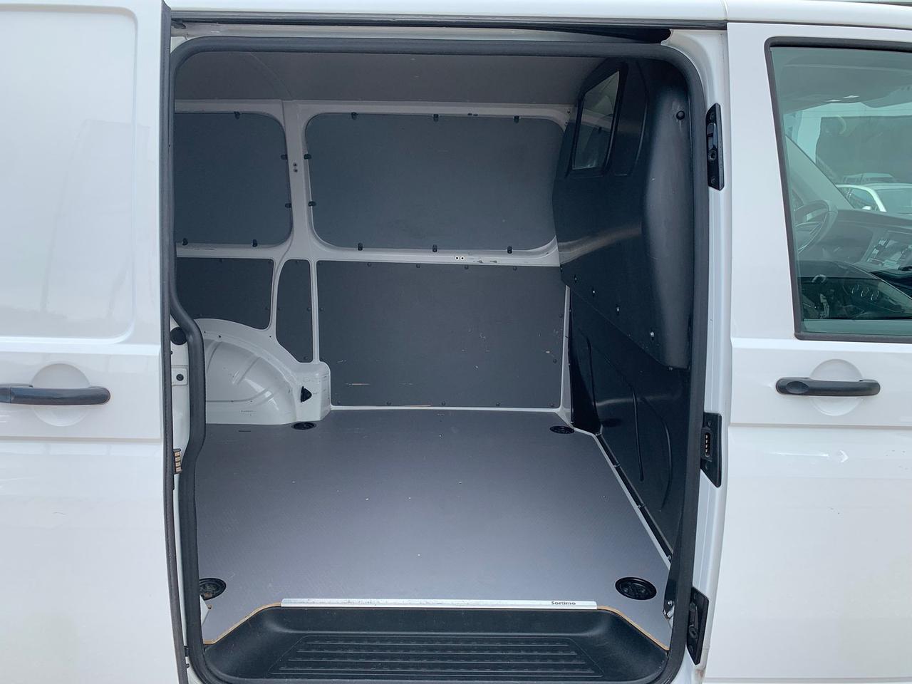 Volkswagen T6.1 Transporter t6.1 28 2.0 tdi 150cv business p.c.