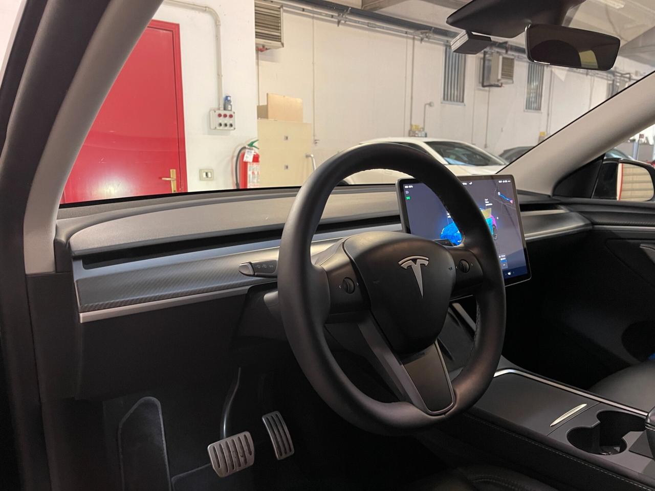 Tesla Model Y Performance Dual Motor awd-LEGGI SOTTO