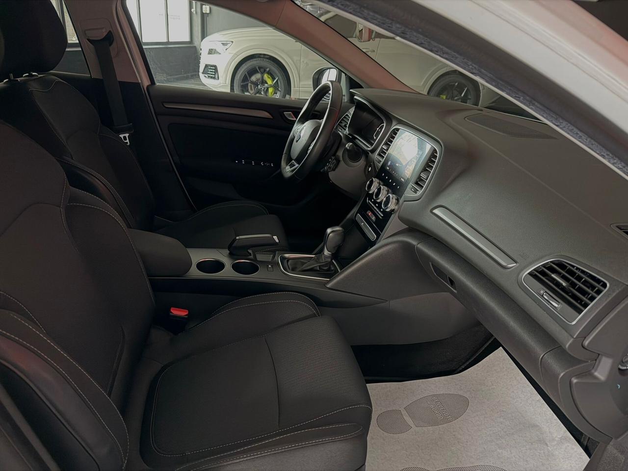 Renault Megane Mégane Sporter Blue dCi 115 CV EDC Business