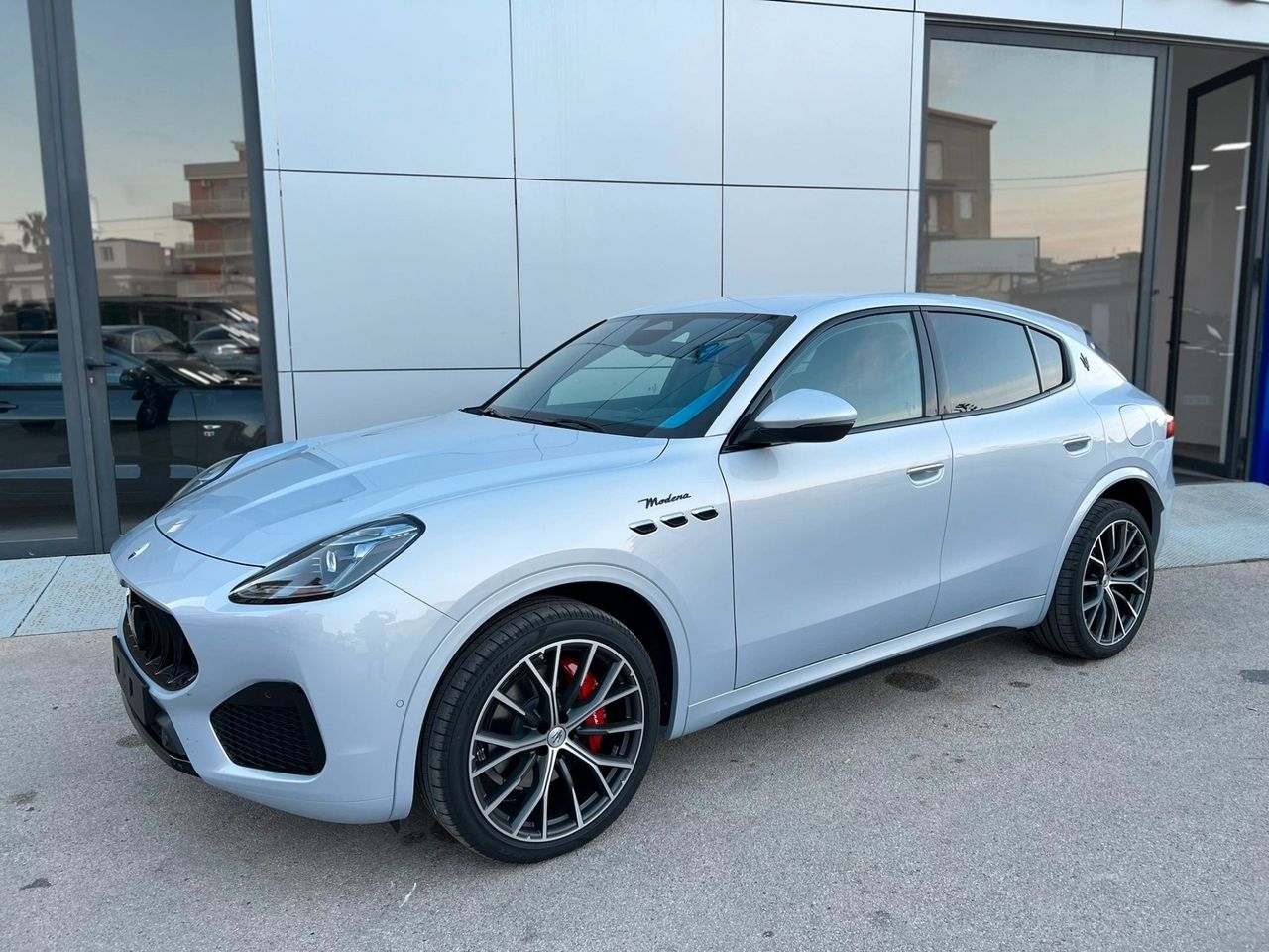 Maserati Grecale 2.0 MHEV Modena - Possibilit�� di noleggio con opzione d&#x27;acquisto