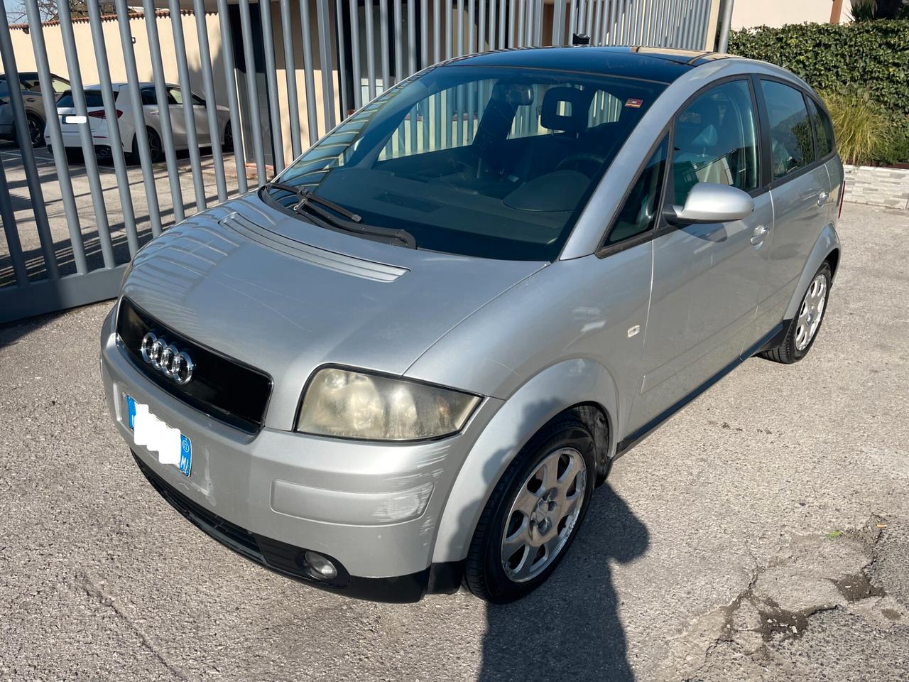 Audi A2 5P 1.6 FSI Top TENUTA BENE , PELLE FULL FULL NEOPATENTATI