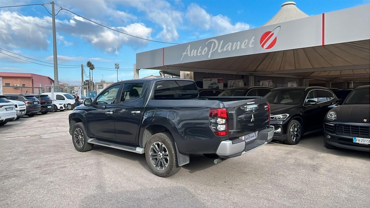 PROMO BLACK FRIDAY Mitsubishi L200 2.3 D Double Cab 4x4 Super Select Intense aut.