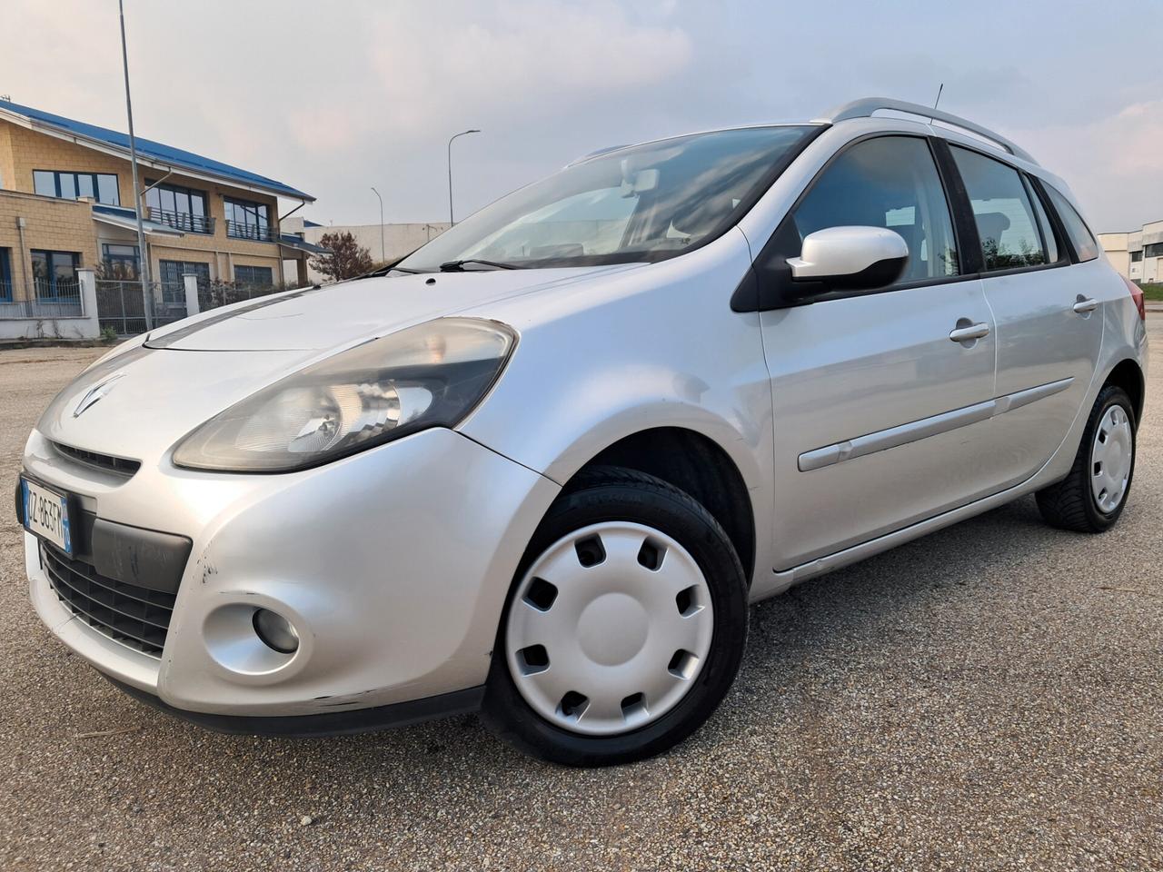RENAULT CLIO 1.5 dci s.w.