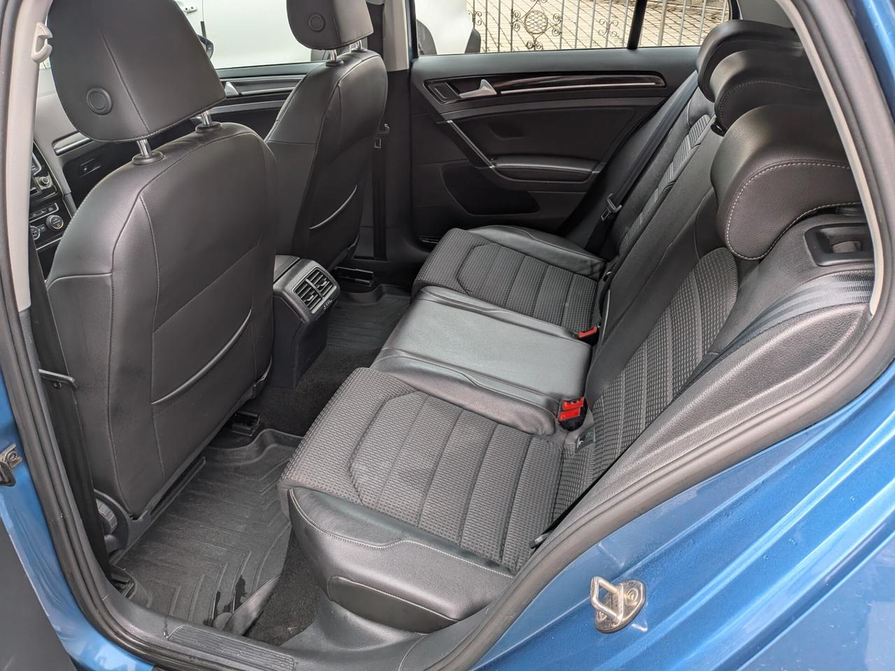 Volkswagen Golf 1.6 TDI 110 CV 5p. Highline BlueMotion Technology