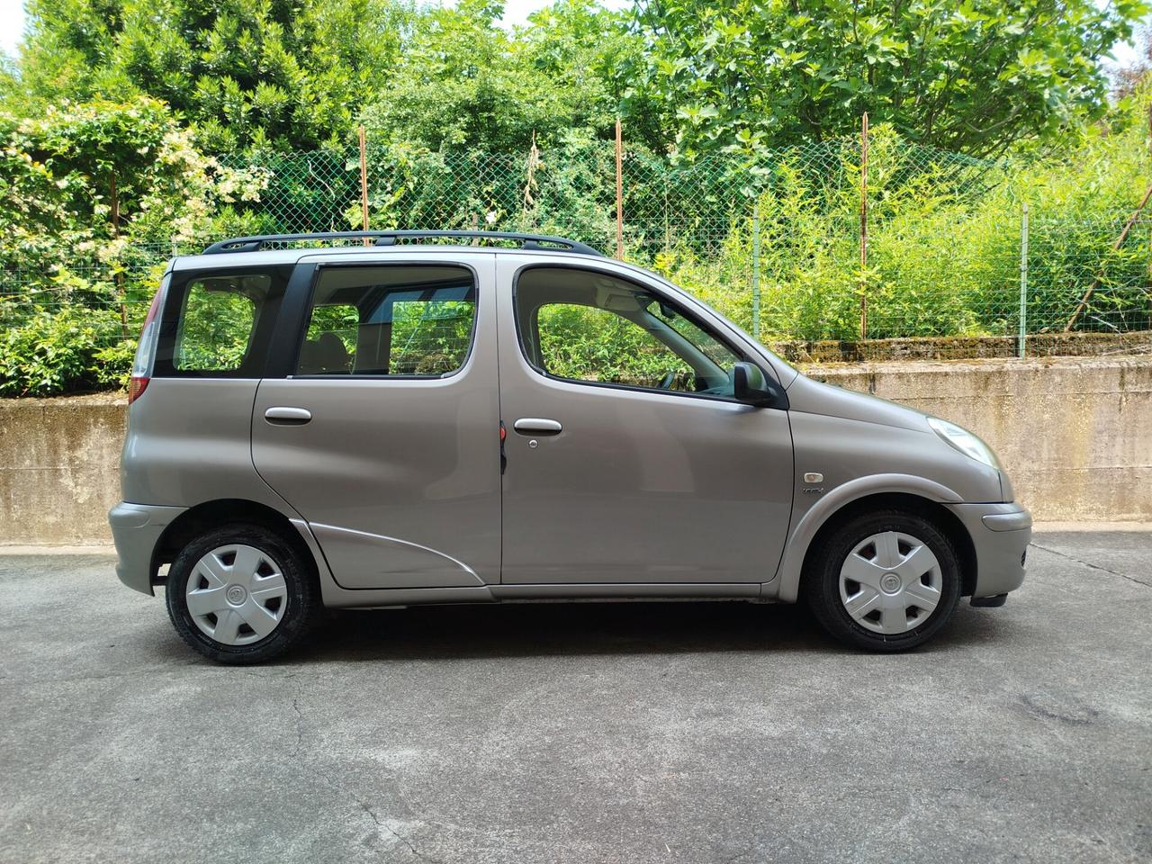 Toyota Yaris Verso 1.3 BENZINA 85cv / 79.000km