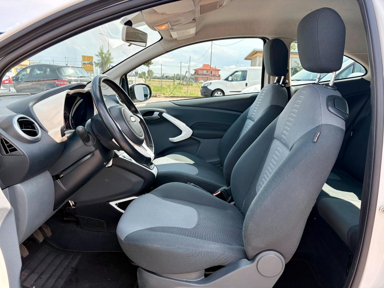 Ford Ka Ka+ 1.2 8V 69CV Titanium