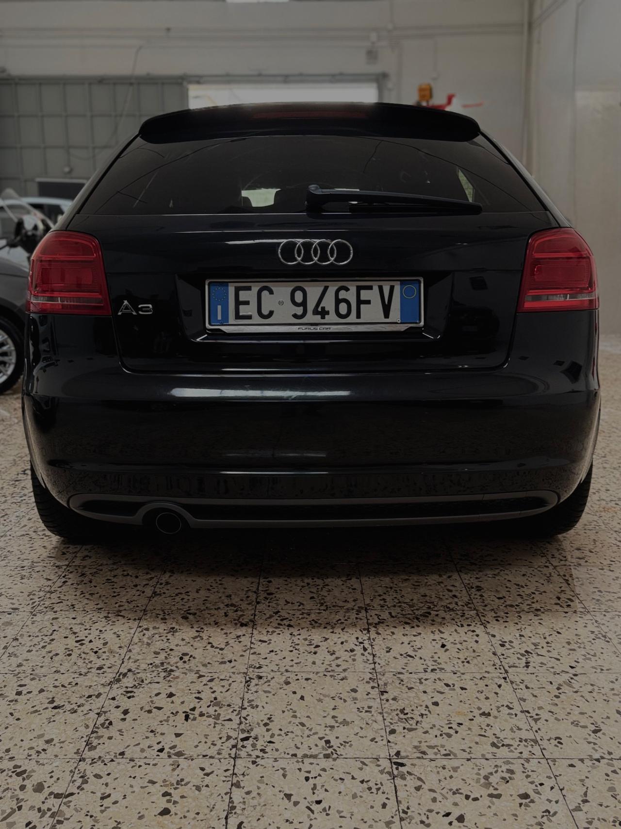 Audi A3 1.6 TDI 105 CV CR Attraction